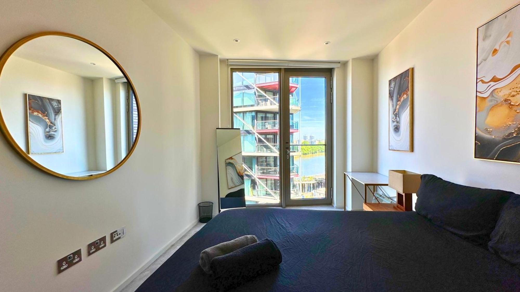 Lavish Penthouse River View Fast Wifi - Luxurylondonstays Kültér fotó